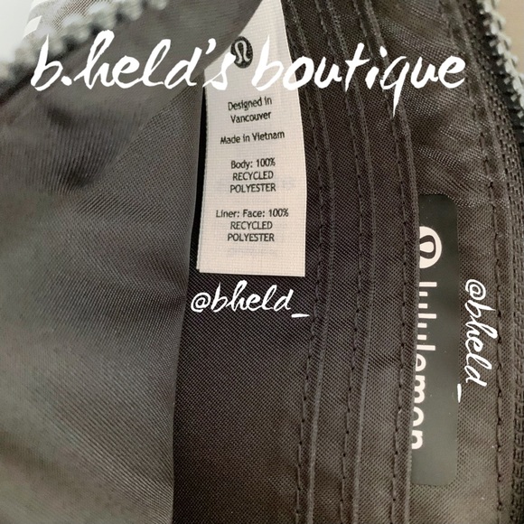 lululemon Clippable Card Pouch Wallet in Black OS Brand New NWT - Picture 11 of 12